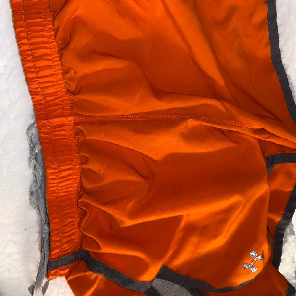 orange under armor shorts